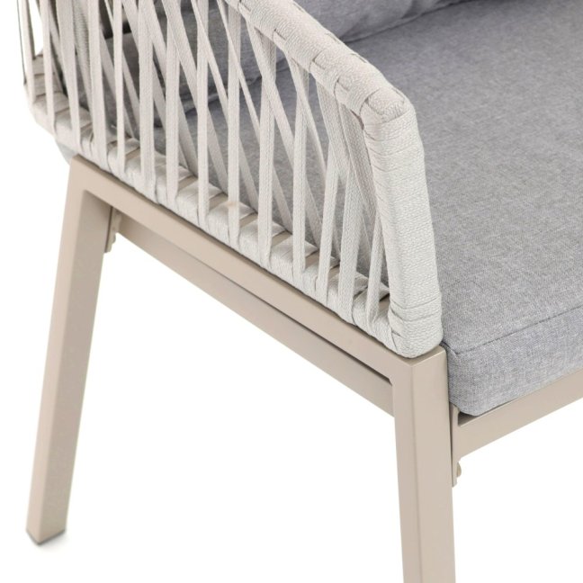 Zahradní křeslo s polštáři VIKA— kov, textil, krémová