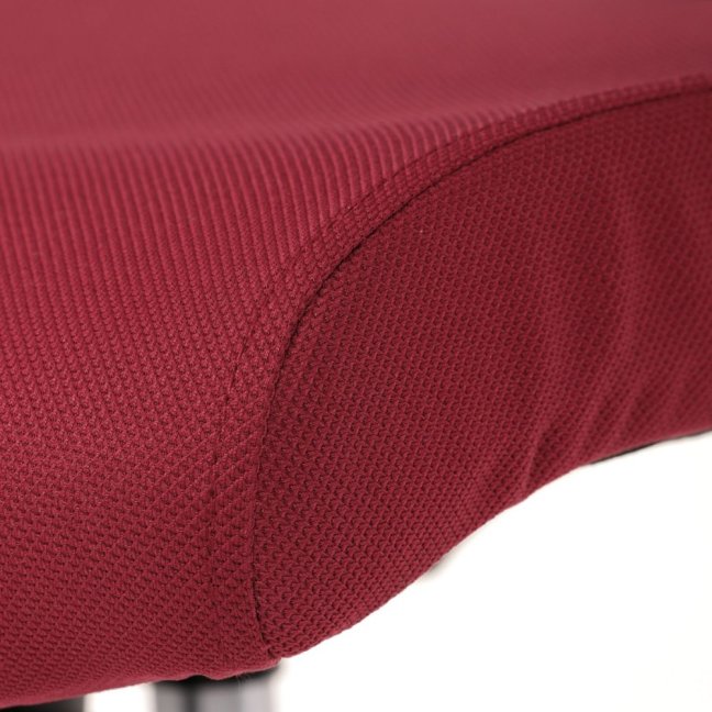 Kancelářská otočná židle BOREK — síť / látka, černá / červená